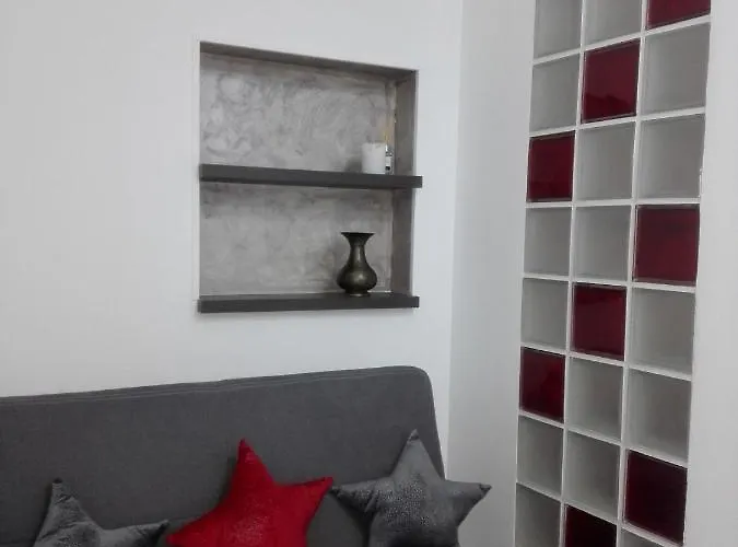 A. Einstein 9a Клуж-Напока